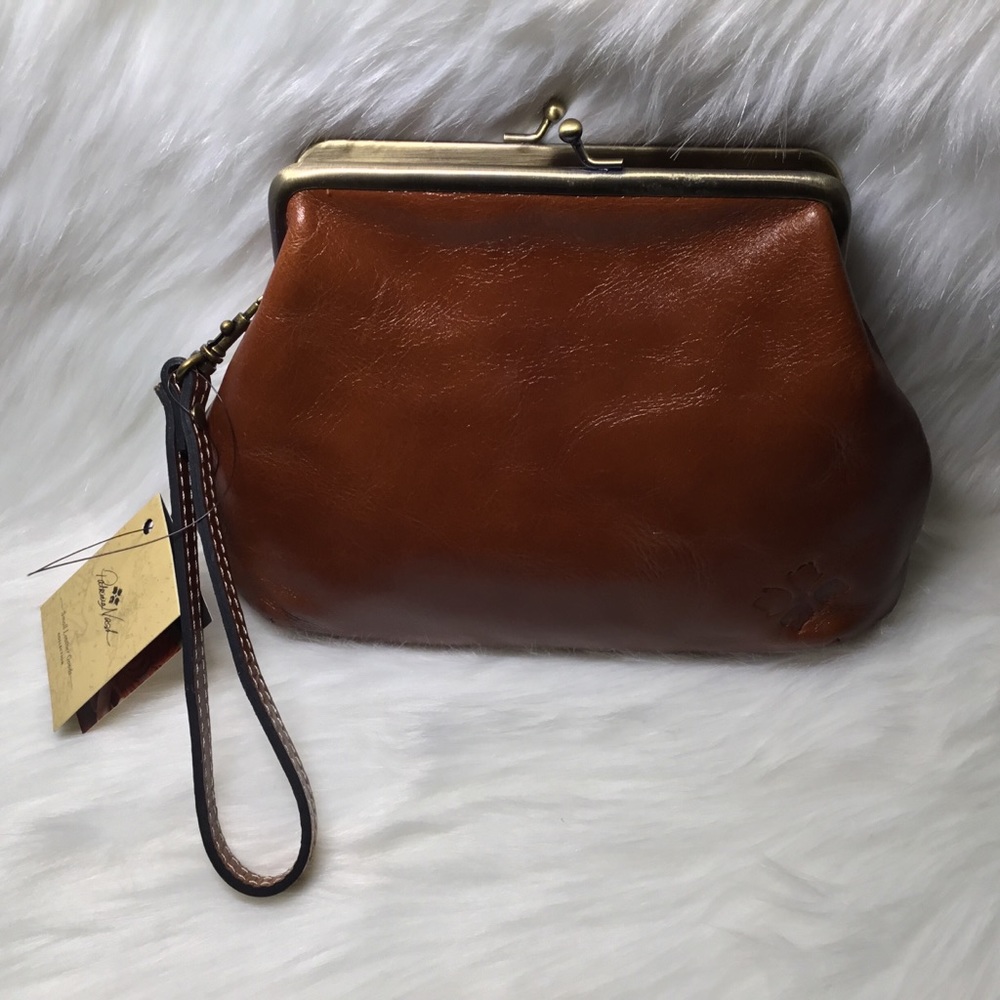 NWT- Patricia Nash savena clutch genuine Leather